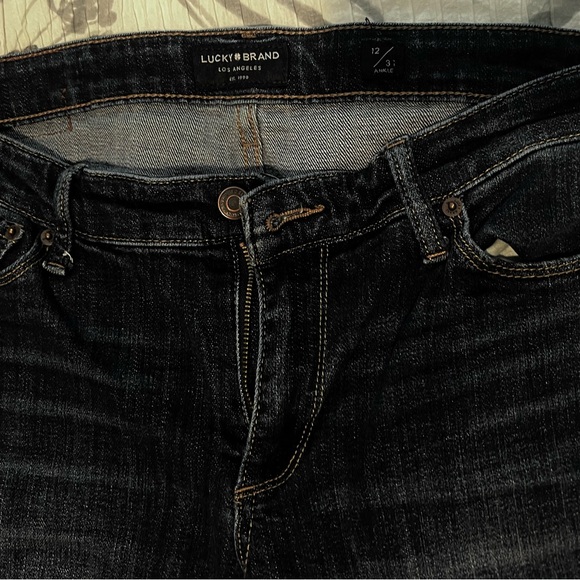 Lucky Brand Women’s Jeans. Size 12/31 Ankle. - Picture 3 of 5